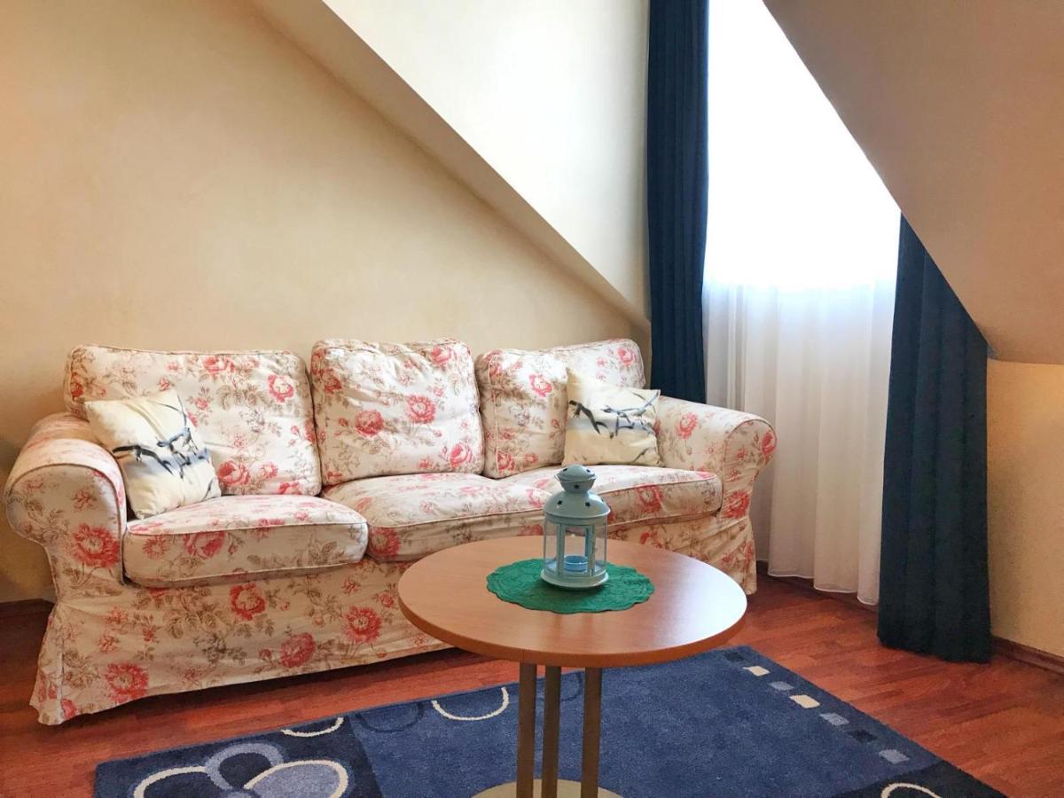 Hafenresidenz - Ferienwohnung 17 "Zugvogel" Wiek auf Rügen Exteriör bild